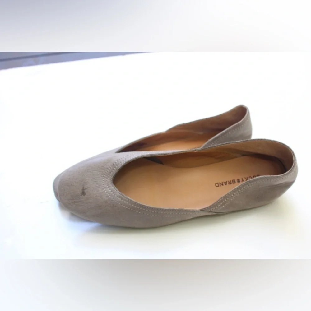 Lucky brand flats